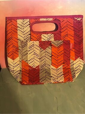 thirty-one Chevron Cutout Handle Tote in Orange, Cream & Red